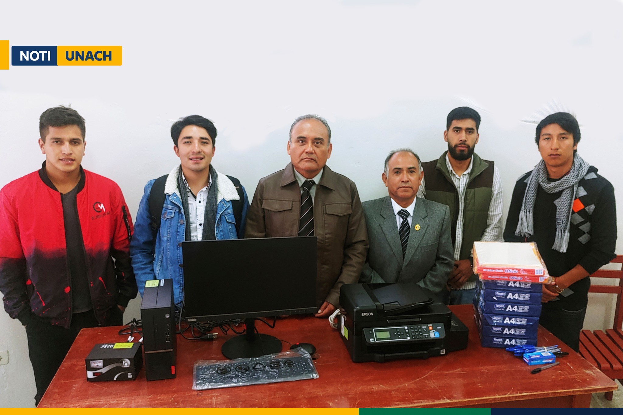 FEDERACIÓN DE ESTUDIANTES, RECIBE APOYO CON EQUIPO DE CÓMPUTO Y MATERIALES DE ESCRITORIO