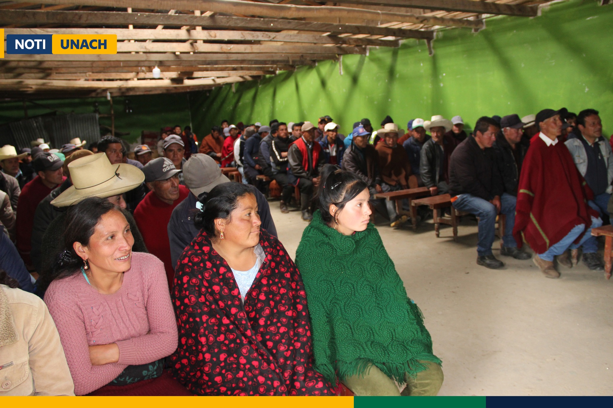 ESTUDIANTES DEL IX CICLO DE INGENIERÍA CIVIL DE LA UNACH REALIZARON ACTIVIDAD DE SOCIALIZACIÓN SOBRE LA PROBLEMÁTICA Y EL MANEJO ADECUADO DEL SISTEMA DE AGUA EN LINGÁN GRANDE
